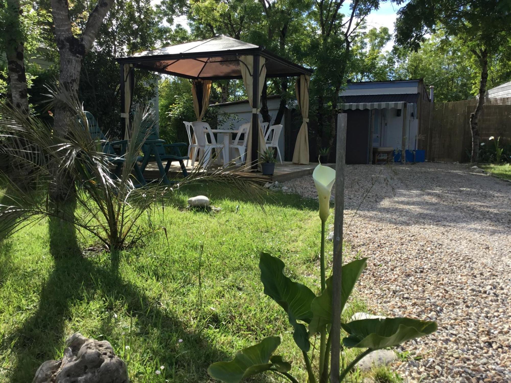 La Cabane Oleronnaise Saint-Georges-d'Oleron Exterior photo